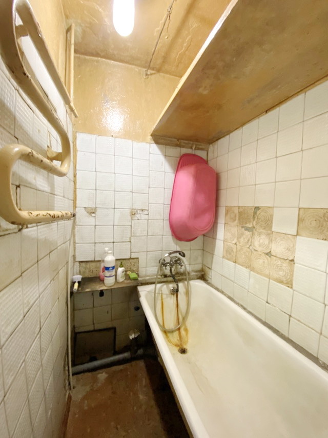 Продажа 3-комнатной квартиры 58 м², Крылова ул.