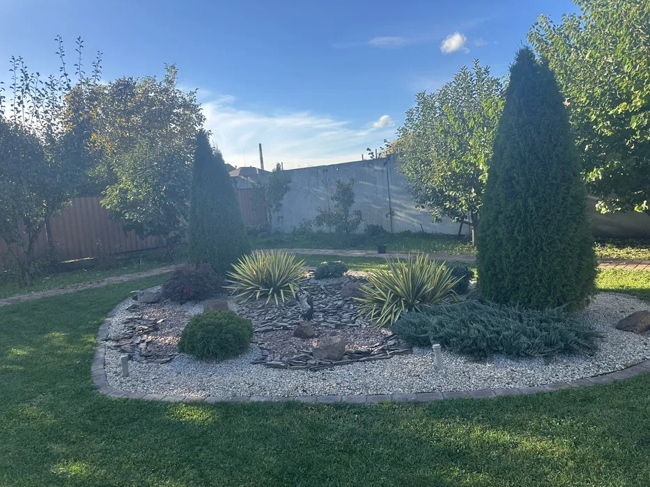 Аренда дома 300 м², Кирилла Осьмака ул.