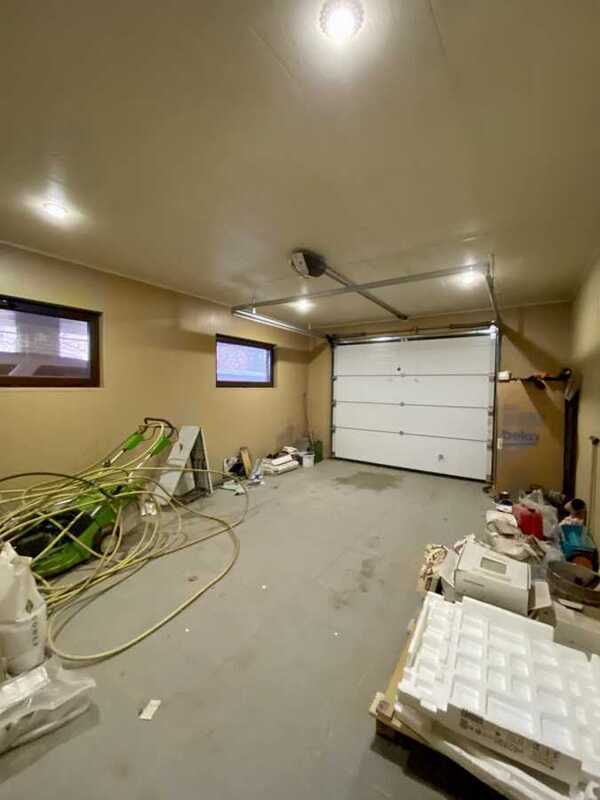 Продаж будинку 425 м²