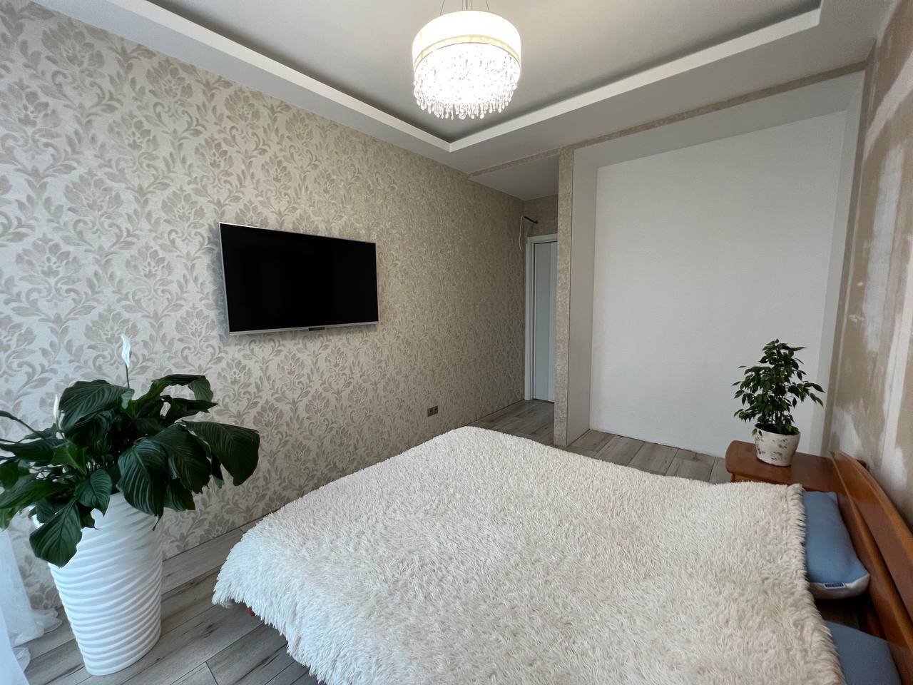 Продаж студії 78 м², Сімферопольська вул.