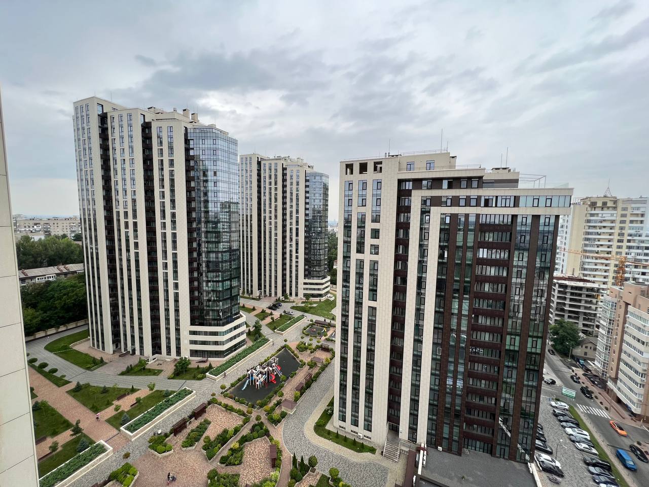 Продаж студії 78 м², Сімферопольська вул.