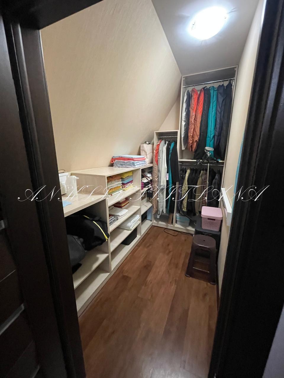 Аренда коттеджа 300 м²