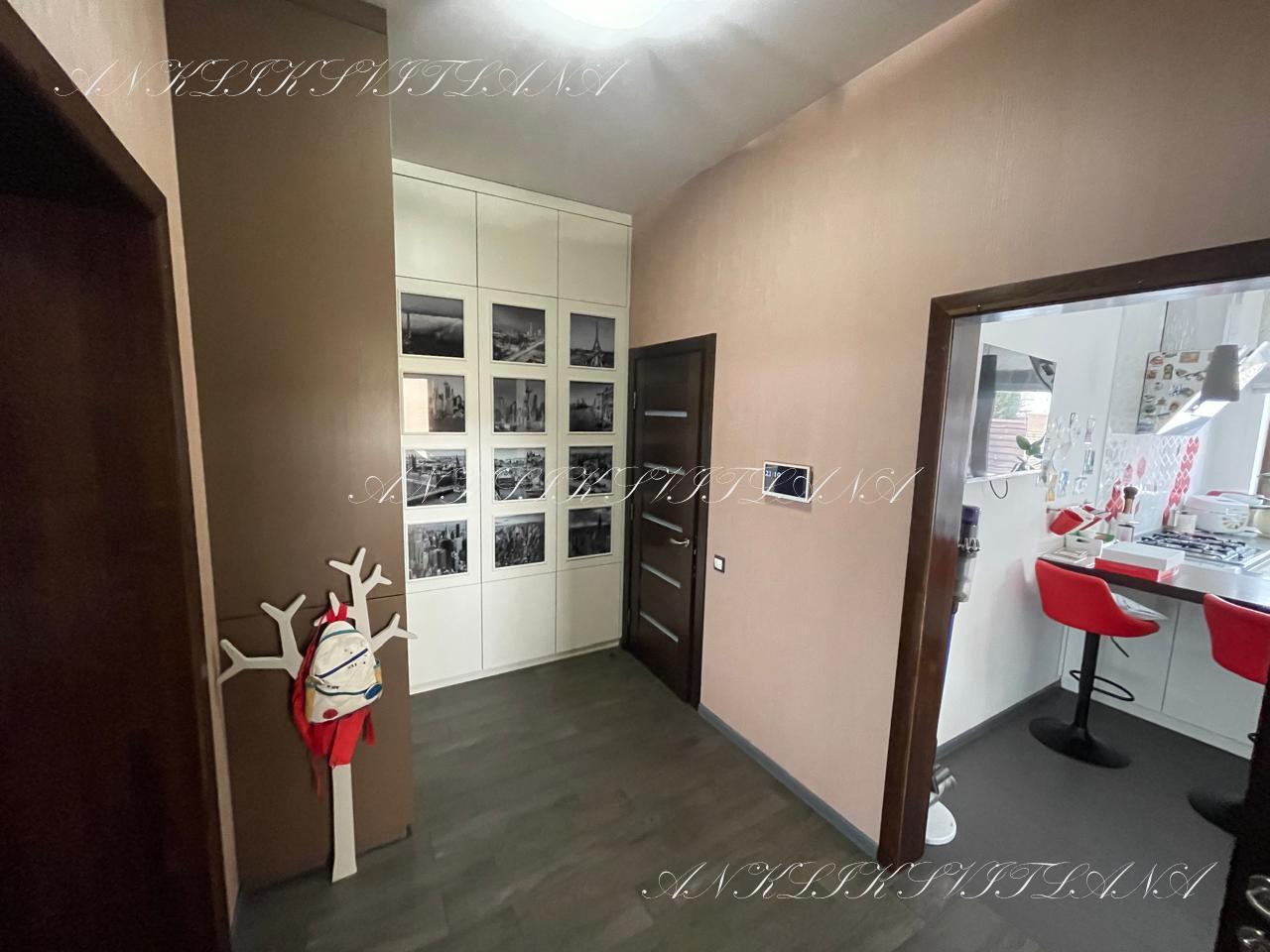 Аренда коттеджа 300 м²