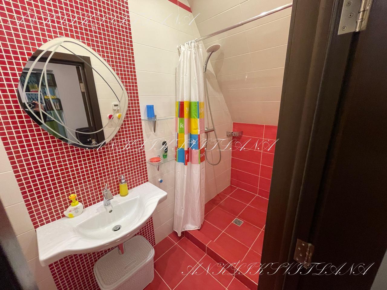 Аренда коттеджа 300 м²