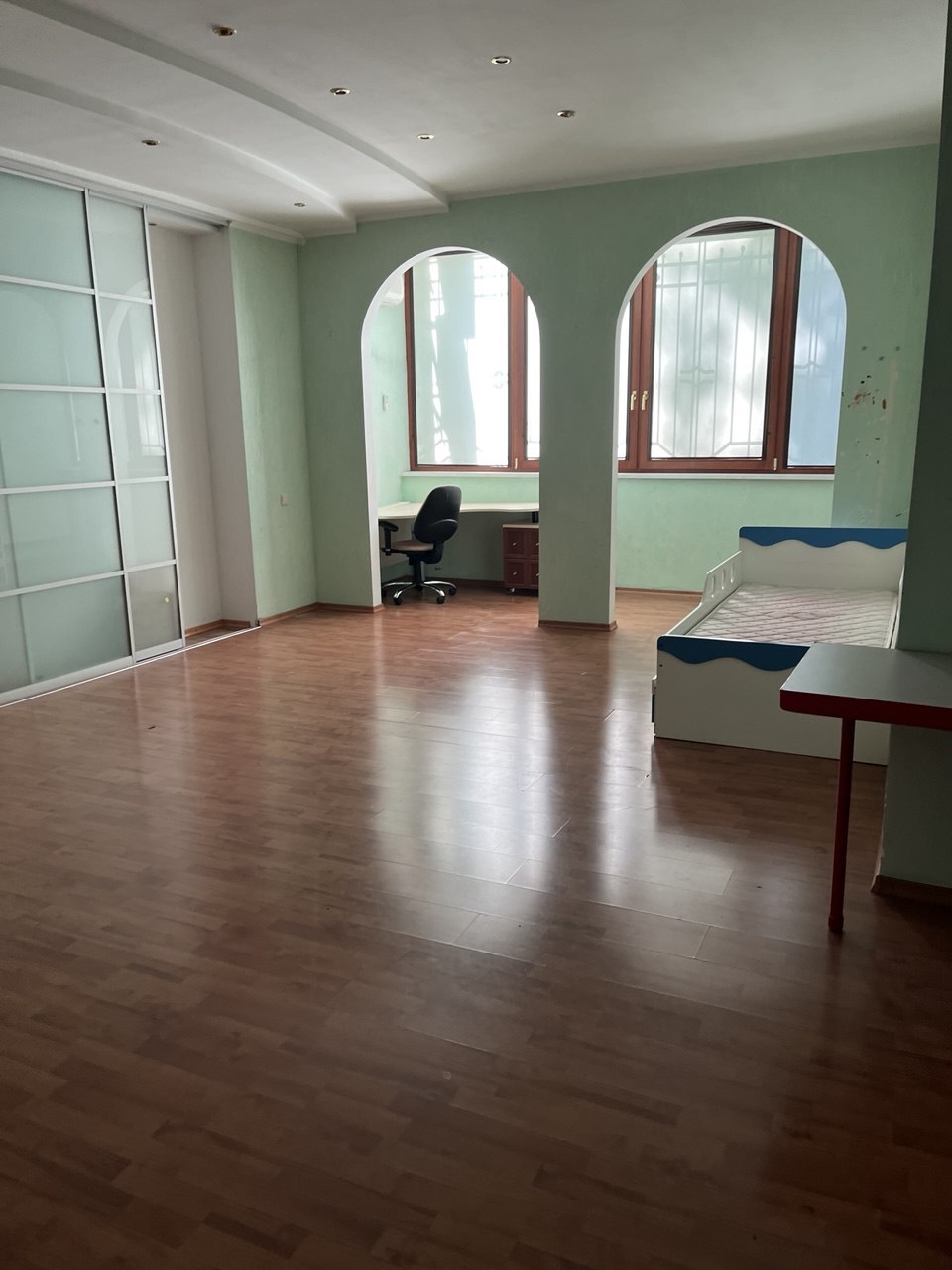 Продажа 3-комнатной квартиры 156 м², Педагогический пер., 3/2