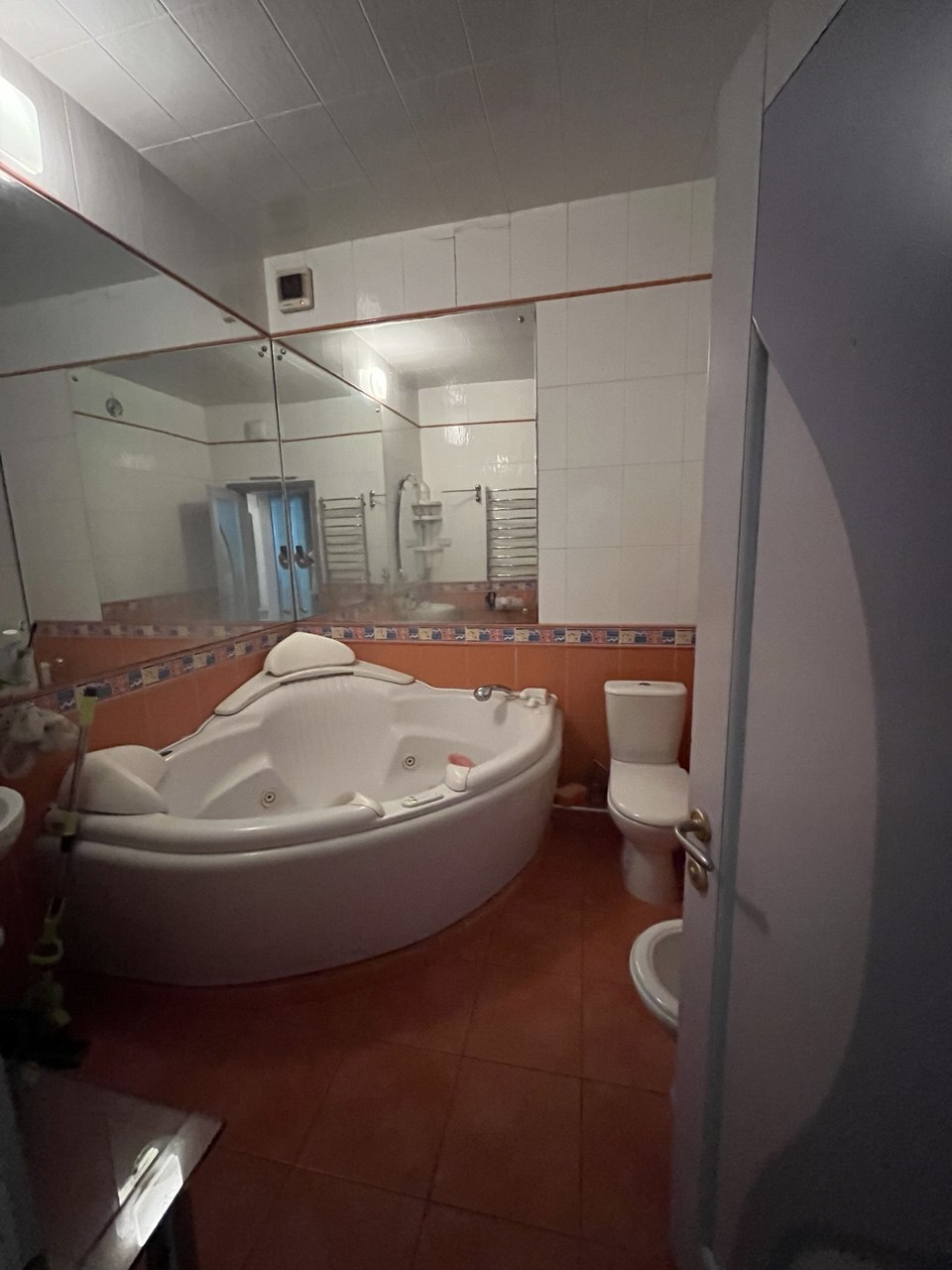 Продажа 3-комнатной квартиры 156 м², Педагогический пер., 3/2