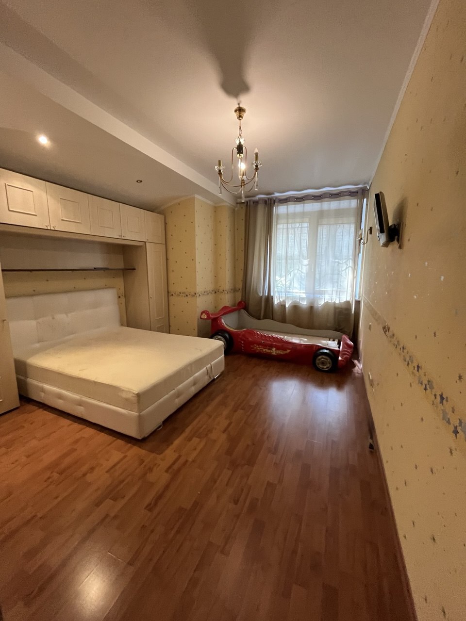 Продажа 3-комнатной квартиры 156 м², Педагогический пер., 3/2