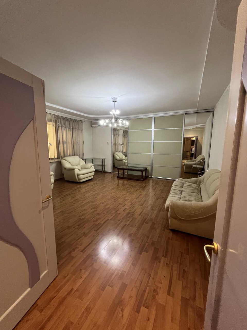 Продажа 3-комнатной квартиры 156 м², Педагогический пер., 3/2