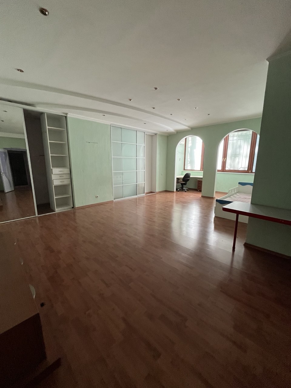 Продажа 3-комнатной квартиры 156 м², Педагогический пер., 3/2