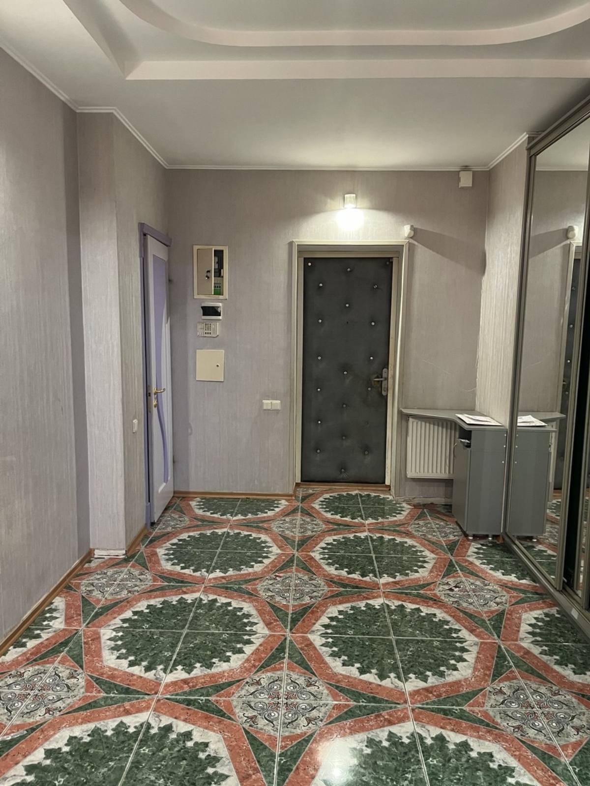 Продажа 3-комнатной квартиры 156 м², Педагогический пер., 3/2