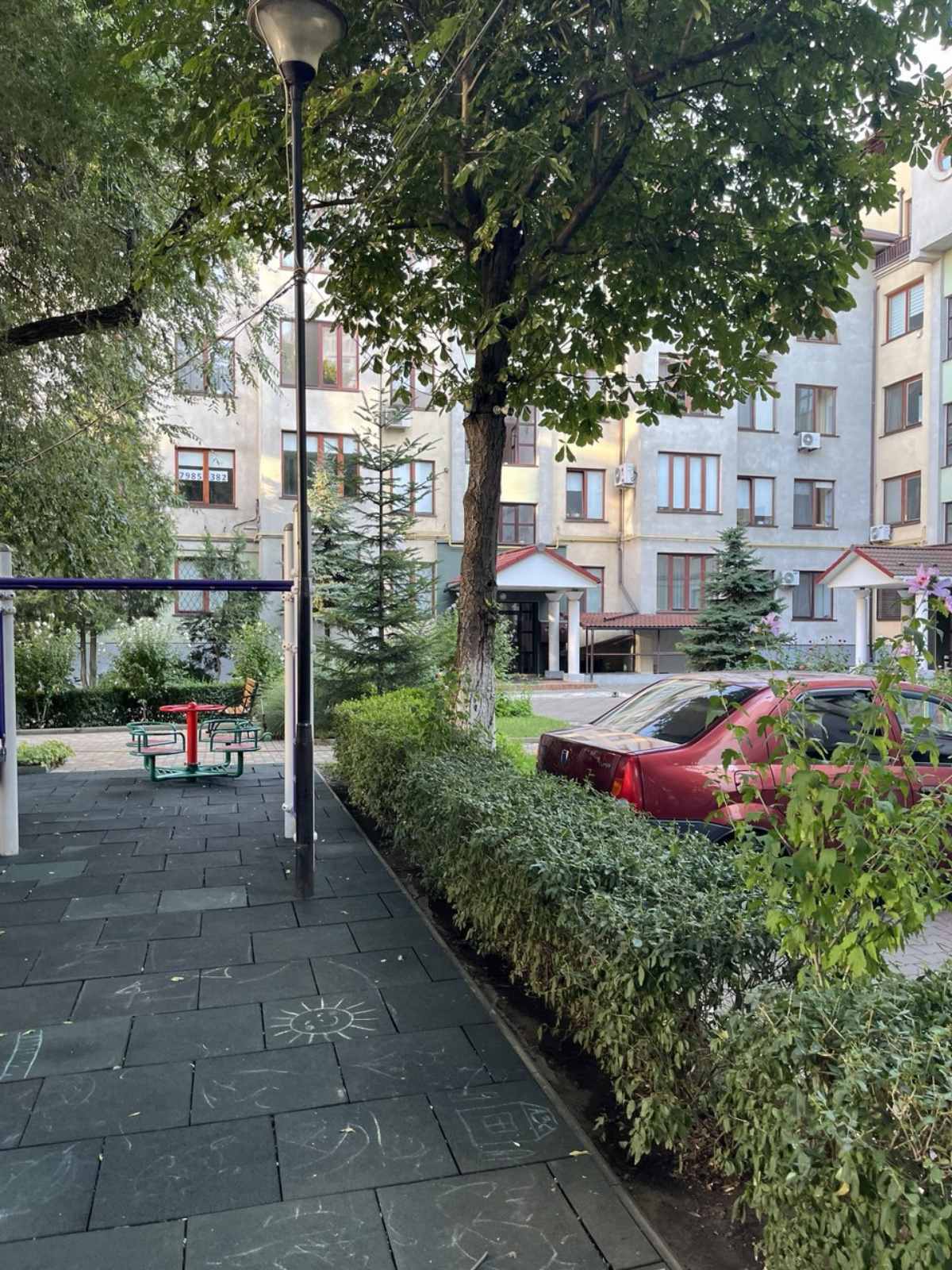 Продажа 3-комнатной квартиры 156 м², Педагогический пер., 3/2
