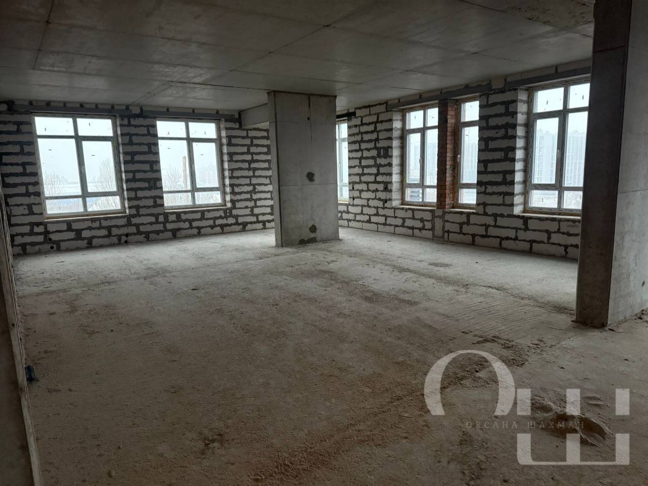 Продажа 3-комнатной квартиры 113 м², Короленко пер.