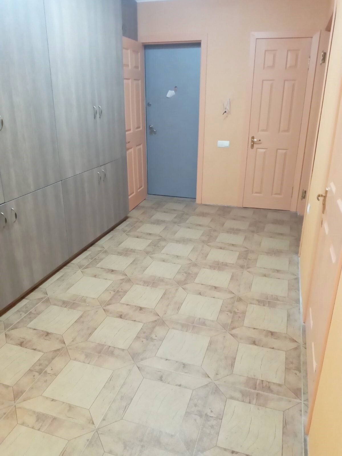 Продажа 4-комнатной квартиры 100 м², Олевская ул., 3Б