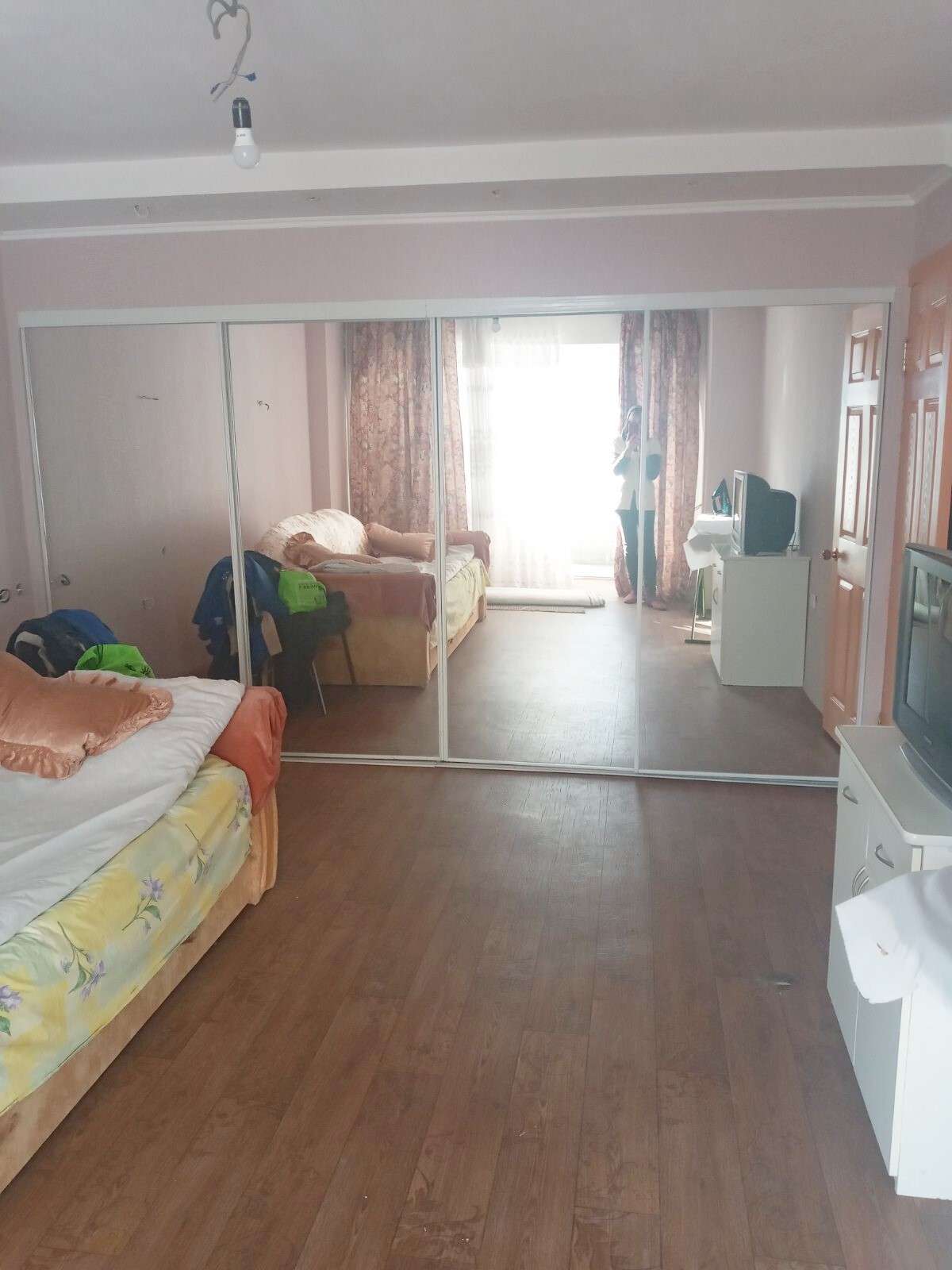 Продажа 4-комнатной квартиры 100 м², Олевская ул., 3Б