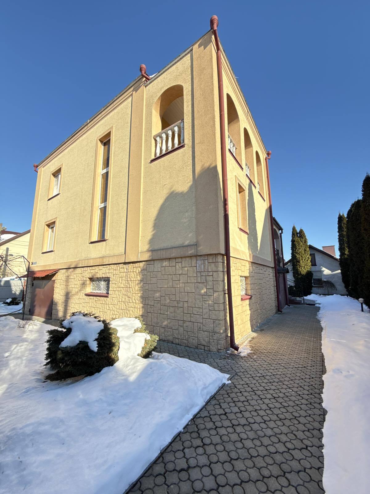 Продажа дома 230 м², Олександра Баховця 24