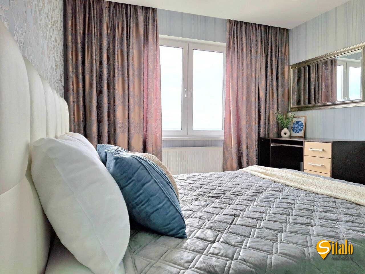 Продаж 3-кімнатної квартири 92 м², Хорольська вул., 1А