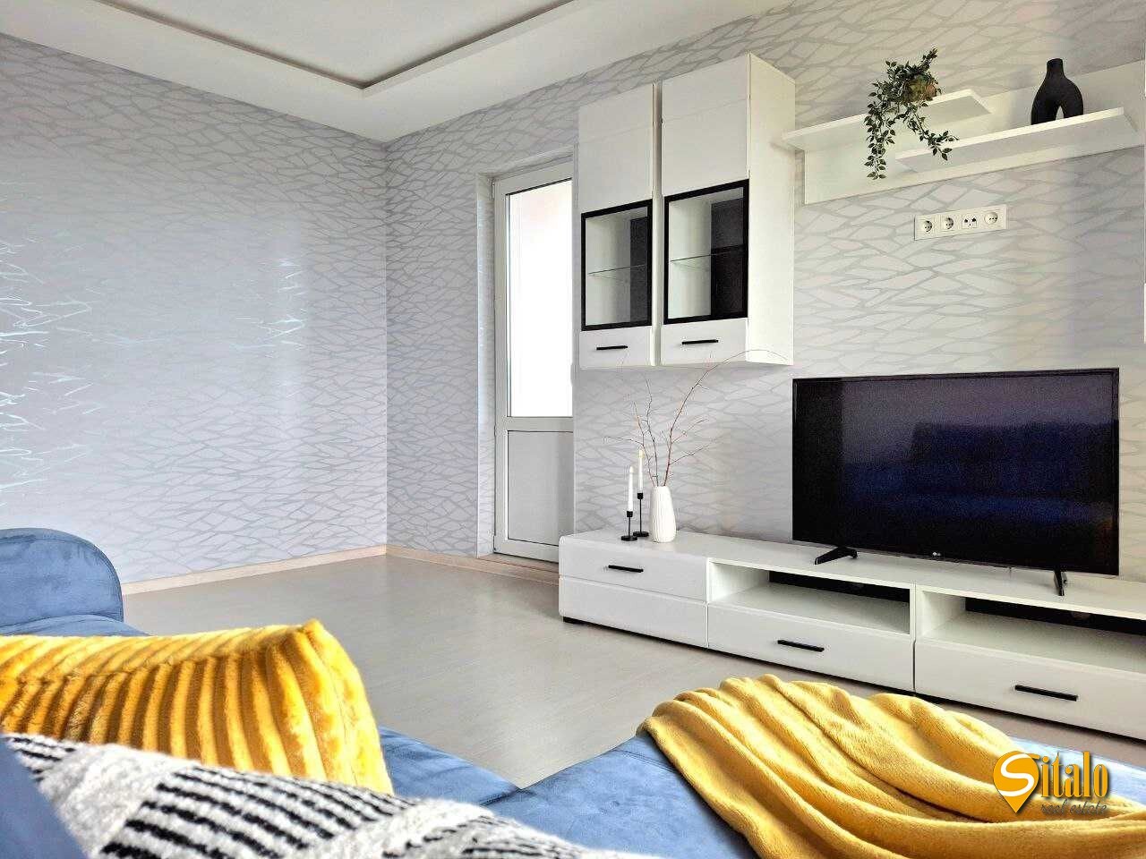 Продаж 3-кімнатної квартири 92 м², Хорольська вул., 1А