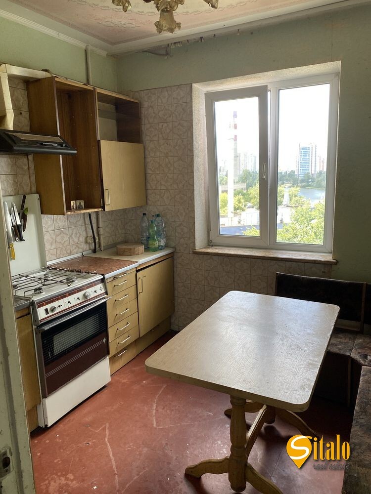 Продаж 3-кімнатної квартири 73 м², Здолбунівська вул., 7а