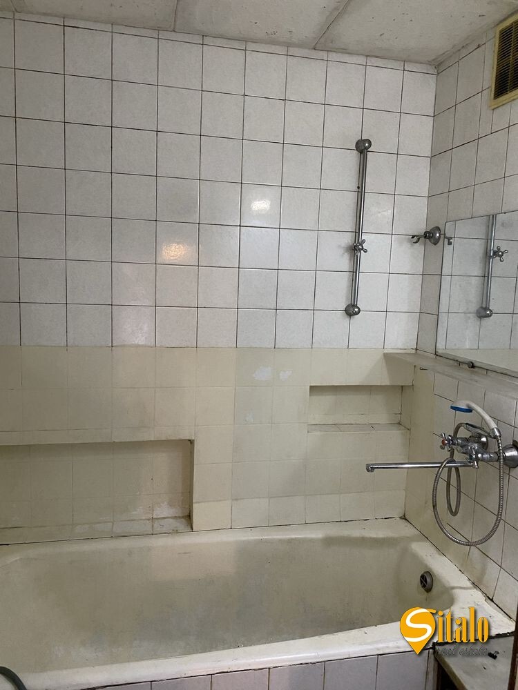 Продаж 3-кімнатної квартири 73 м², Здолбунівська вул., 7а