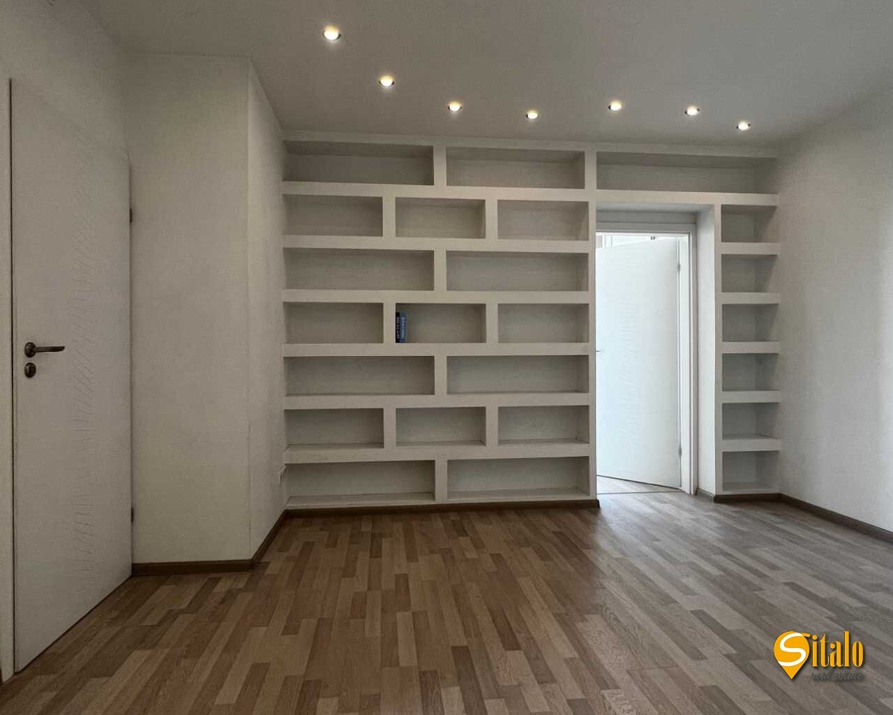 Продажа 3-комнатной квартиры 58 м², Валерия Лобановского просп., 150Д