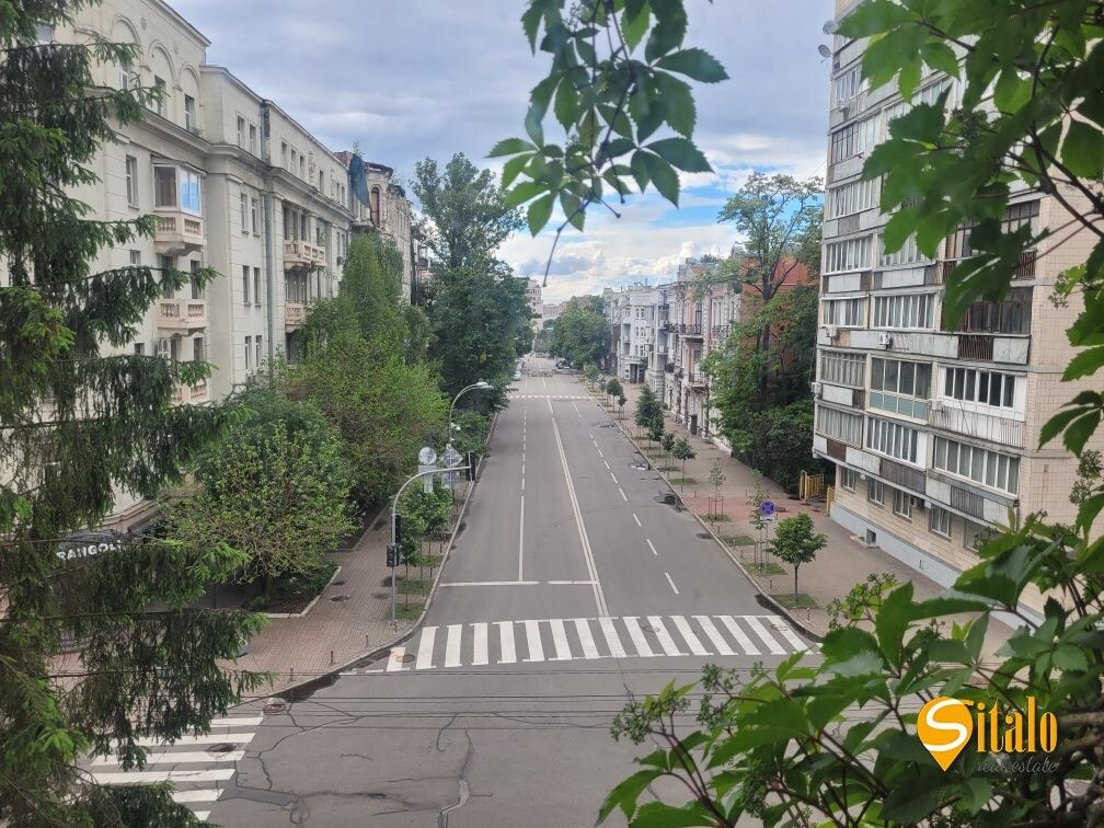 Продажа 2-комнатной квартиры 62 м², Шелковичная ул., 29