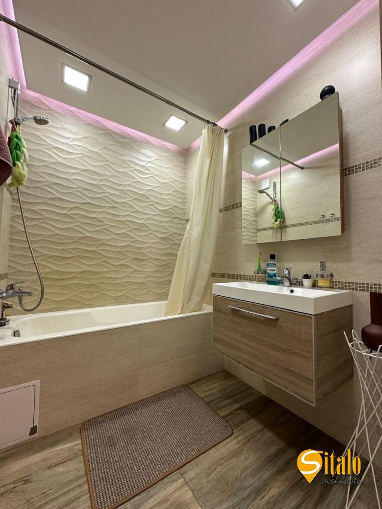 Продажа 3-комнатной квартиры 100 м², Александра Кошица ул.