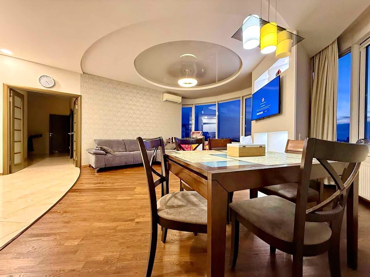 Аренда 3-комнатной квартиры 110 м², Генуэзская ул., 5