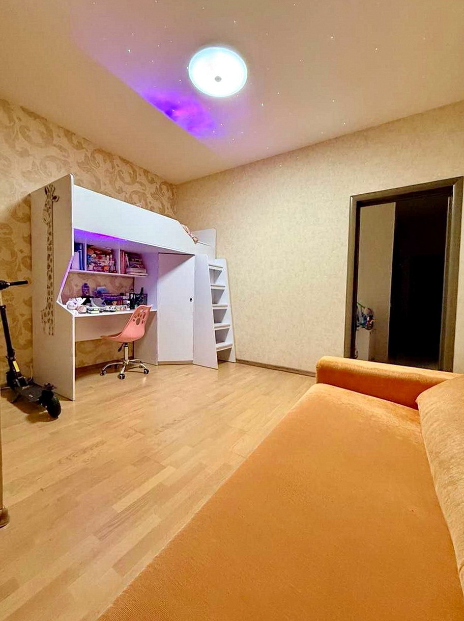 Аренда 3-комнатной квартиры 110 м², Генуэзская ул., 5