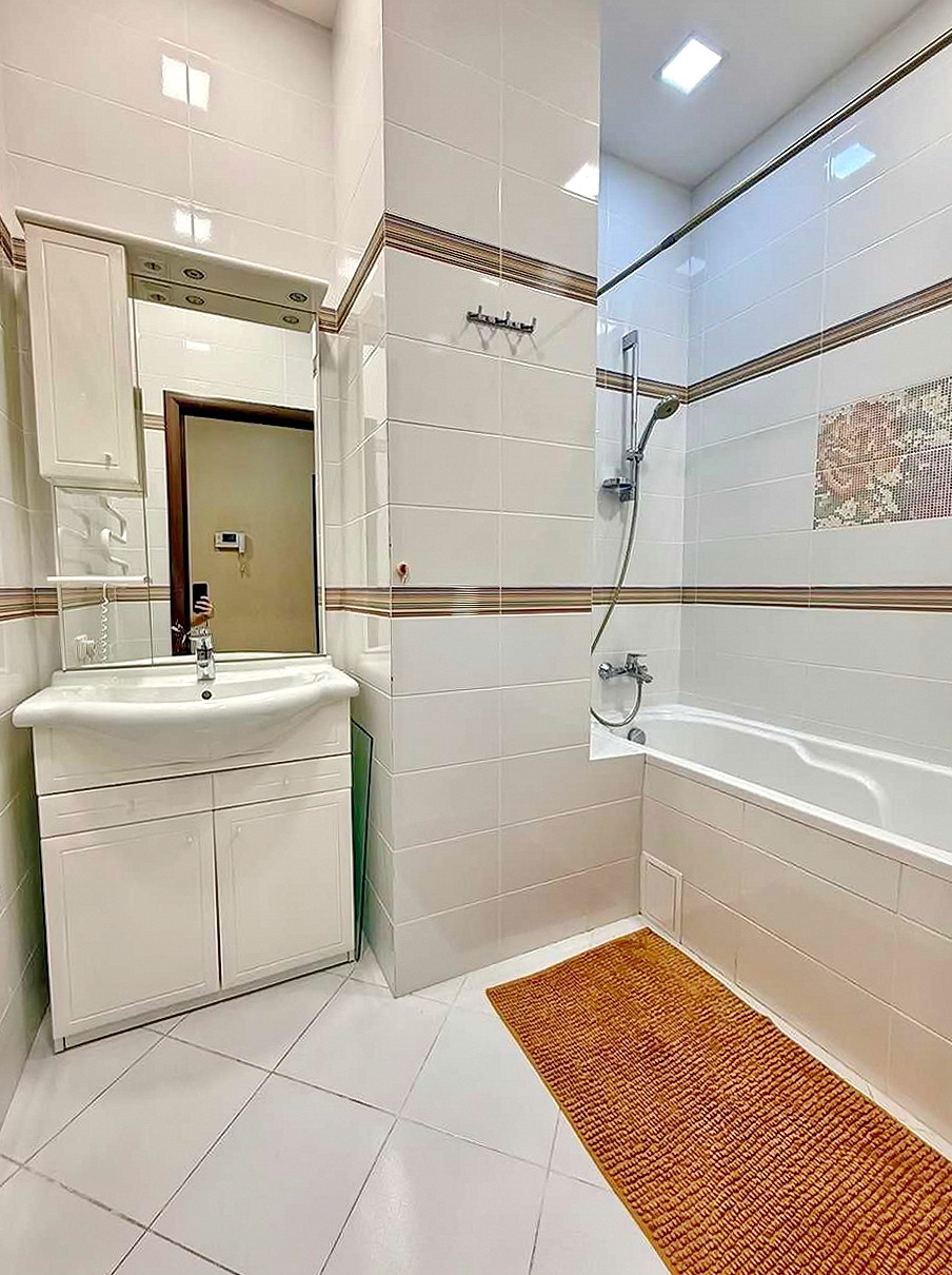 Аренда 3-комнатной квартиры 110 м², Генуэзская ул., 5