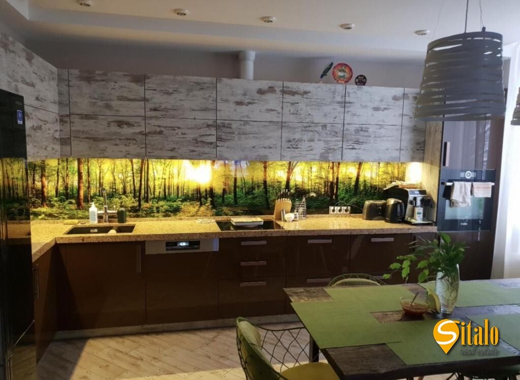 Продажа 3-комнатной квартиры 93.4 м², Анатолия Петрицкого ул.