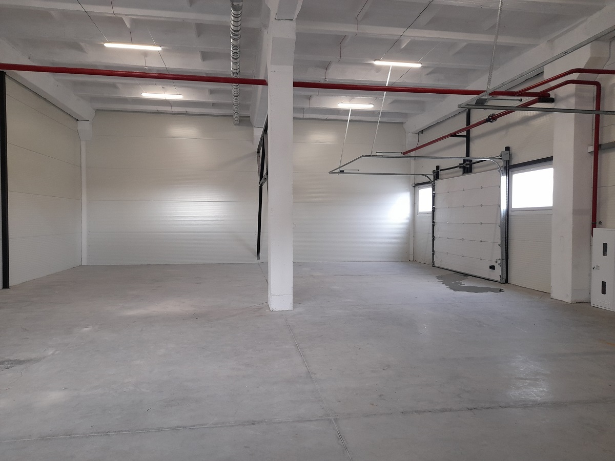 Аренда склада 235 м², Депутатская ул.