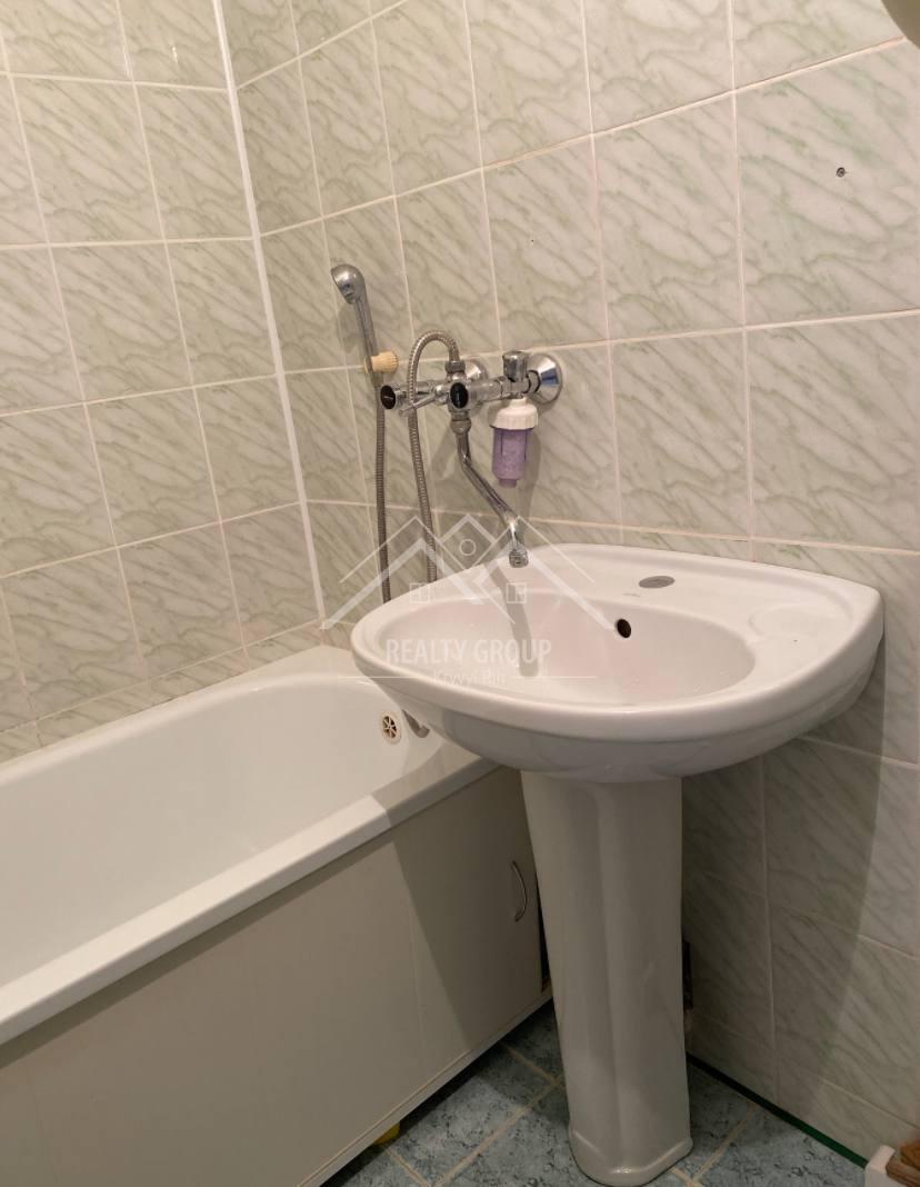 Продажа 3-комнатной квартиры 63 м², Донецкая ул.