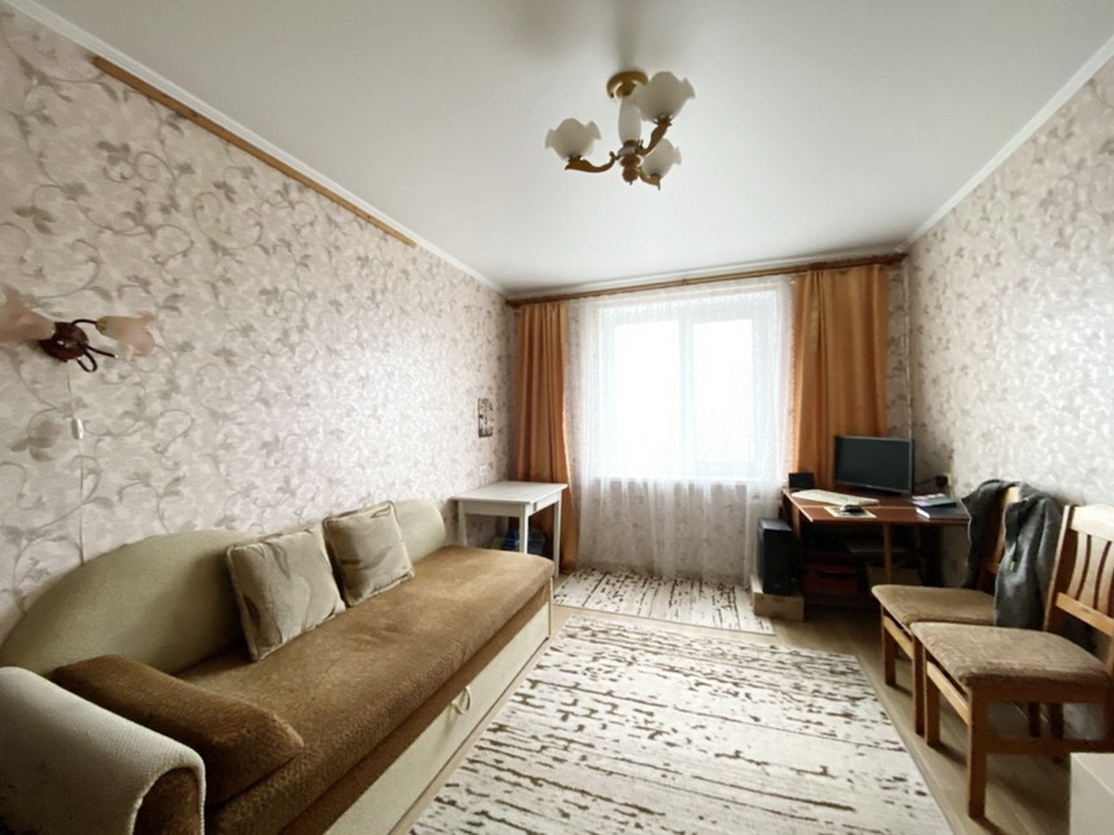 Продажа 3-комнатной квартиры 62 м², Киевская ул.