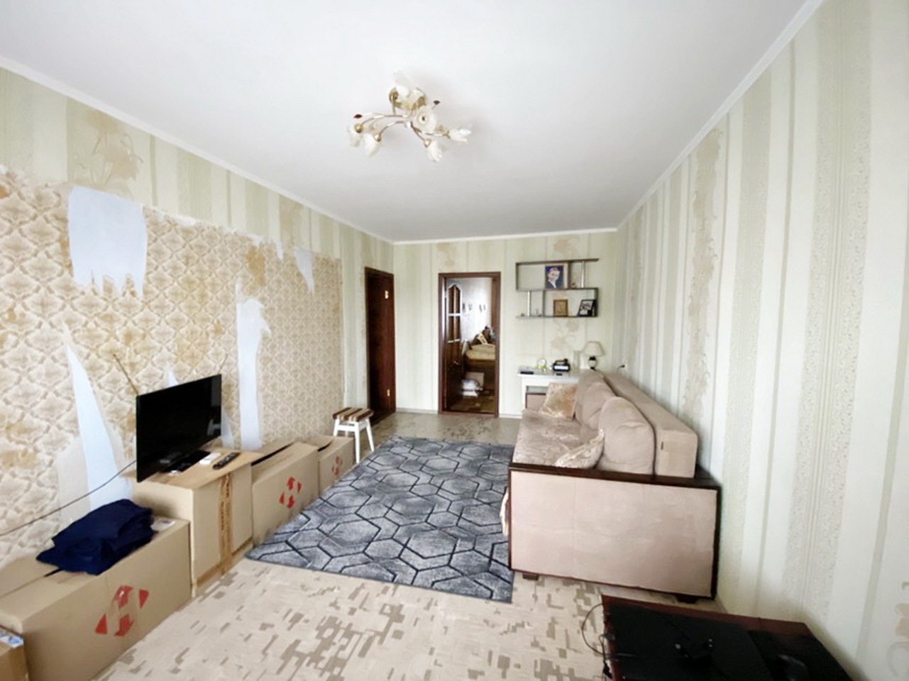 Продажа 3-комнатной квартиры 62 м², Киевская ул.