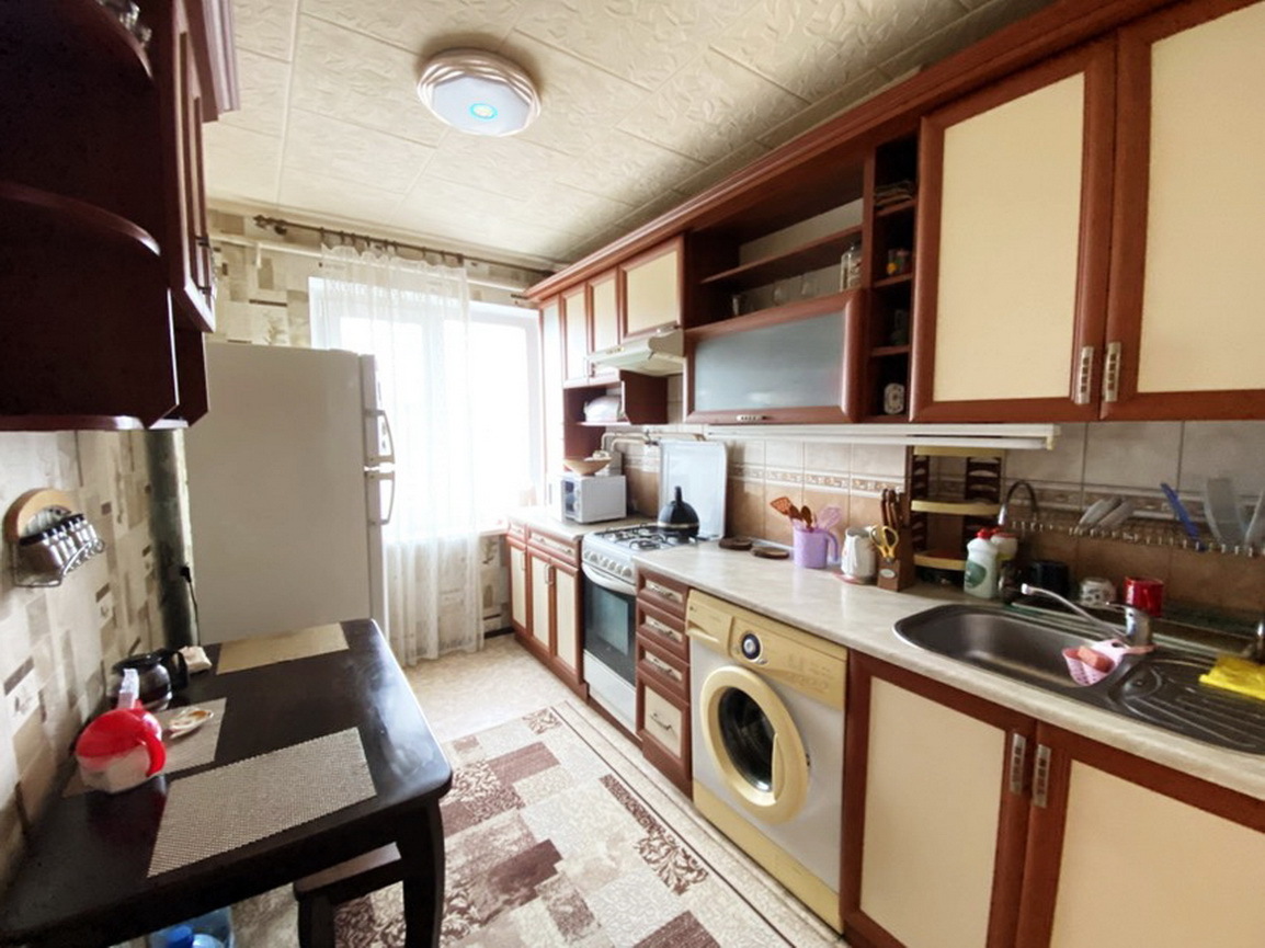 Продажа 3-комнатной квартиры 62 м², Киевская ул.