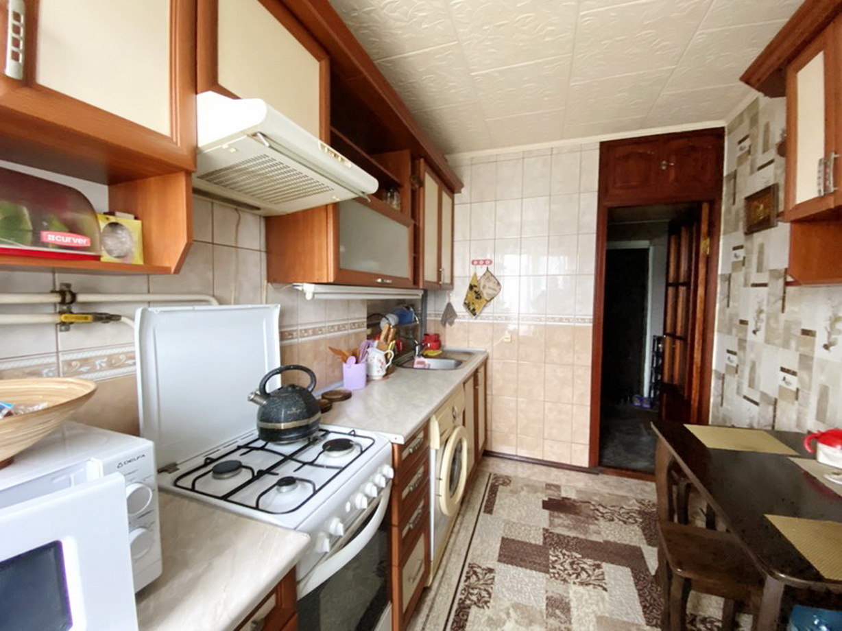 Продажа 3-комнатной квартиры 62 м², Киевская ул.