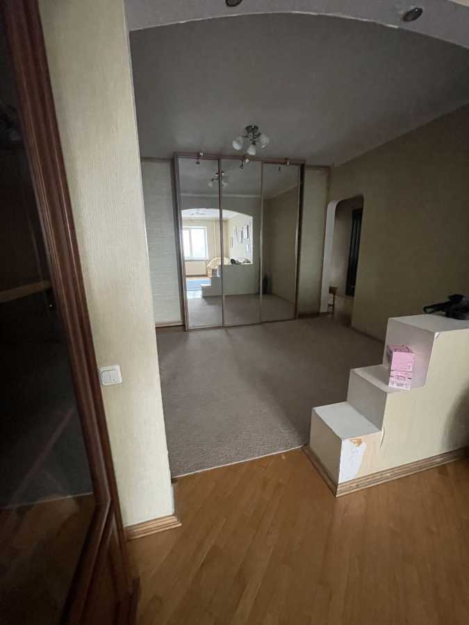 Продажа 3-комнатной квартиры 92 м², Радунская ул., 36/1