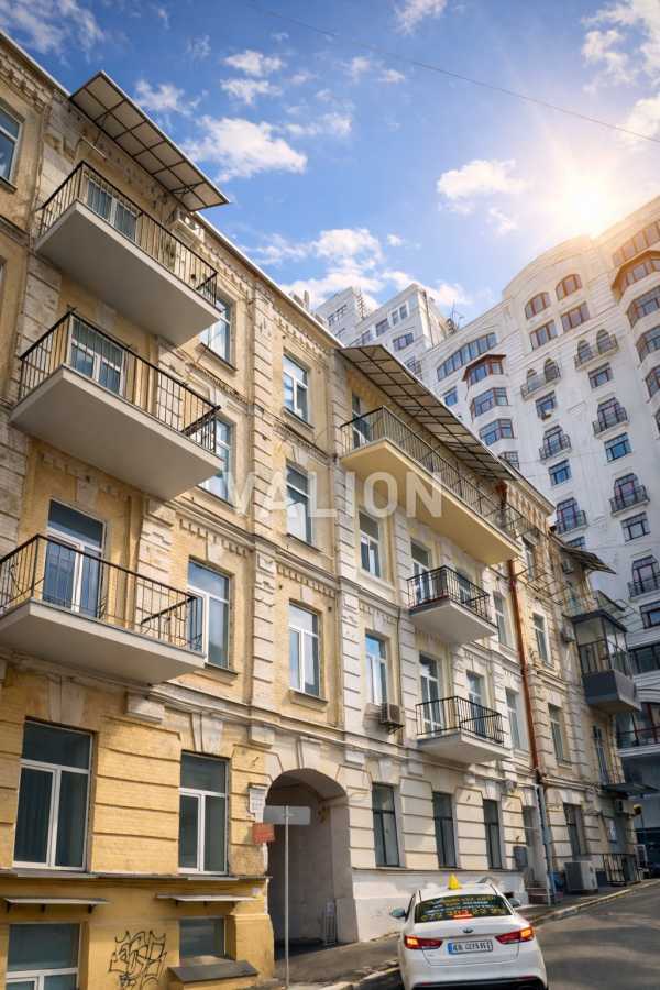 Продажа 5-комнатной квартиры 275 м², Тараса Шевченко пер., 13/21