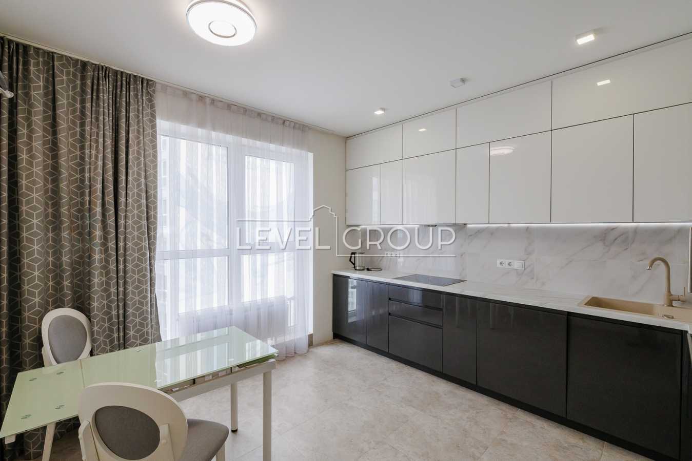 Аренда 1-комнатной квартиры 46 м², Ревуцкого ул., 40Г