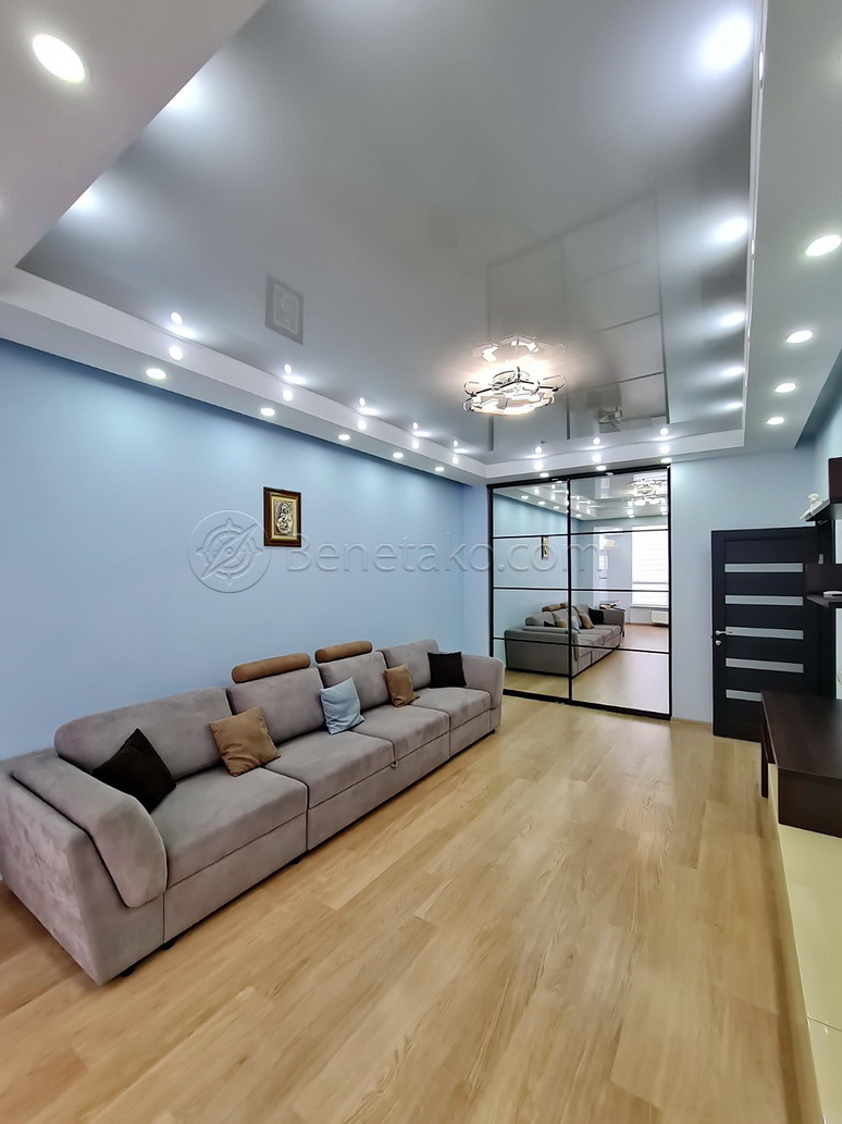 Оренда 3-кімнатної квартири 114 м², Леваневського (Великий Фонтан) пров., Независимости, 8Б