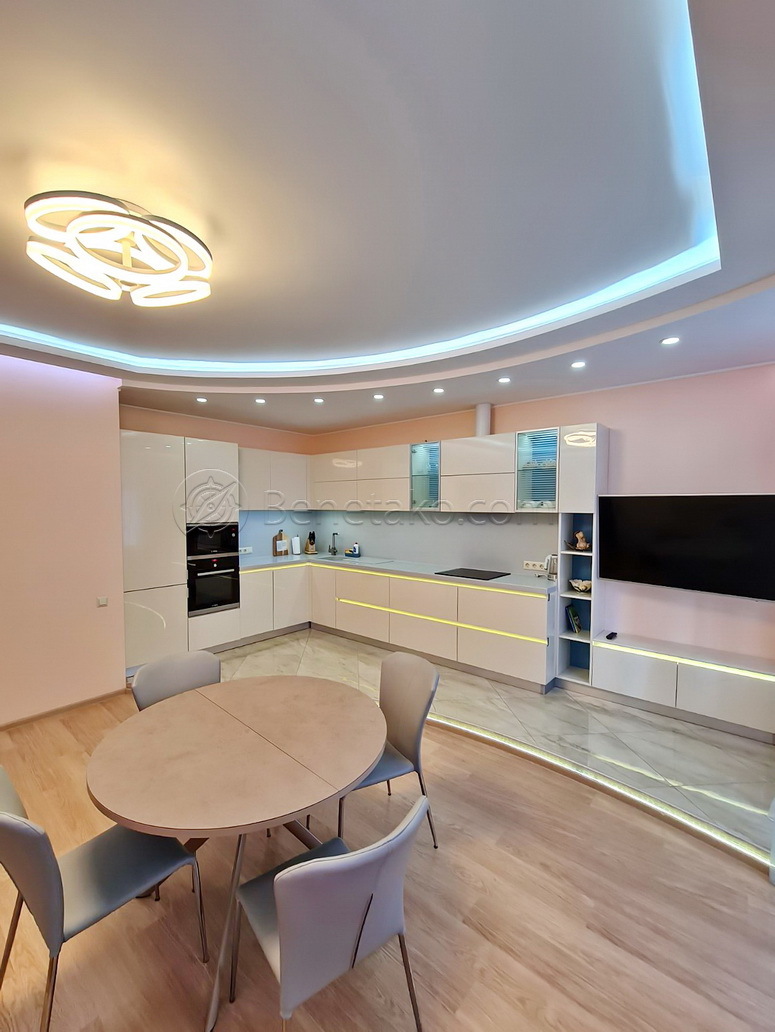 Оренда 3-кімнатної квартири 114 м², Леваневського (Великий Фонтан) пров., Независимости, 8Б