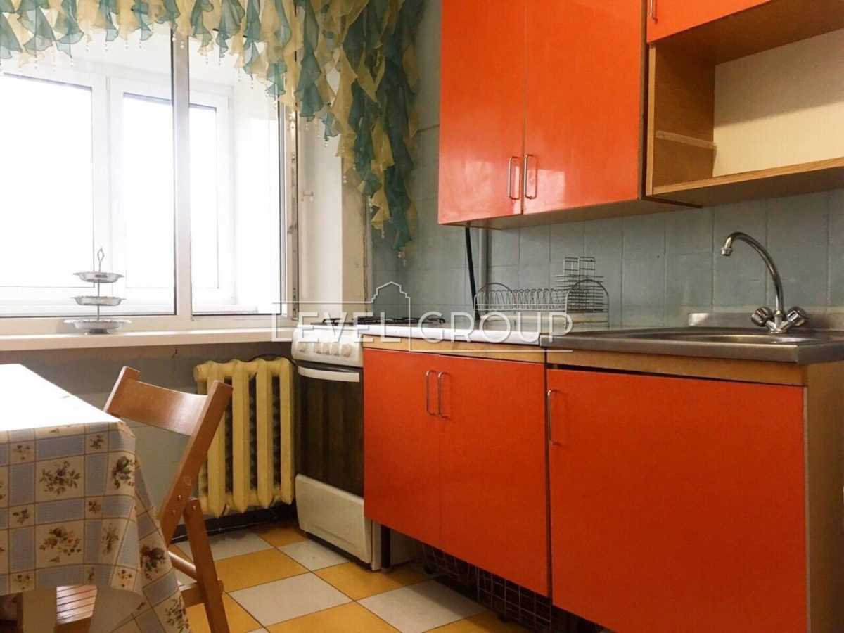 Продажа 1-комнатной квартиры 35 м², Русановская наб., 20