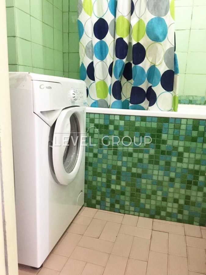 Продажа 1-комнатной квартиры 35 м², Русановская наб., 20