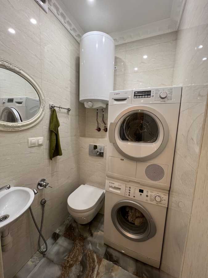 Оренда 3-кімнатної квартири 96 м², Паньковська вул., 27/78