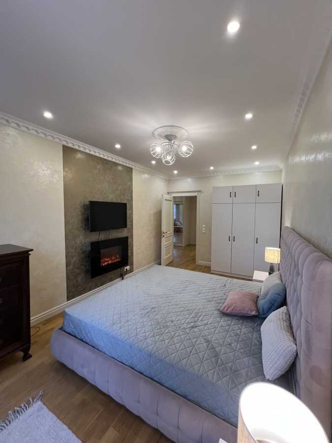 Оренда 3-кімнатної квартири 96 м², Паньковська вул., 27/78