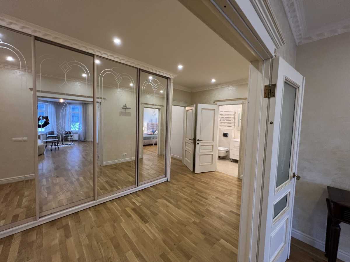 Оренда 3-кімнатної квартири 96 м², Паньковська вул., 27/78