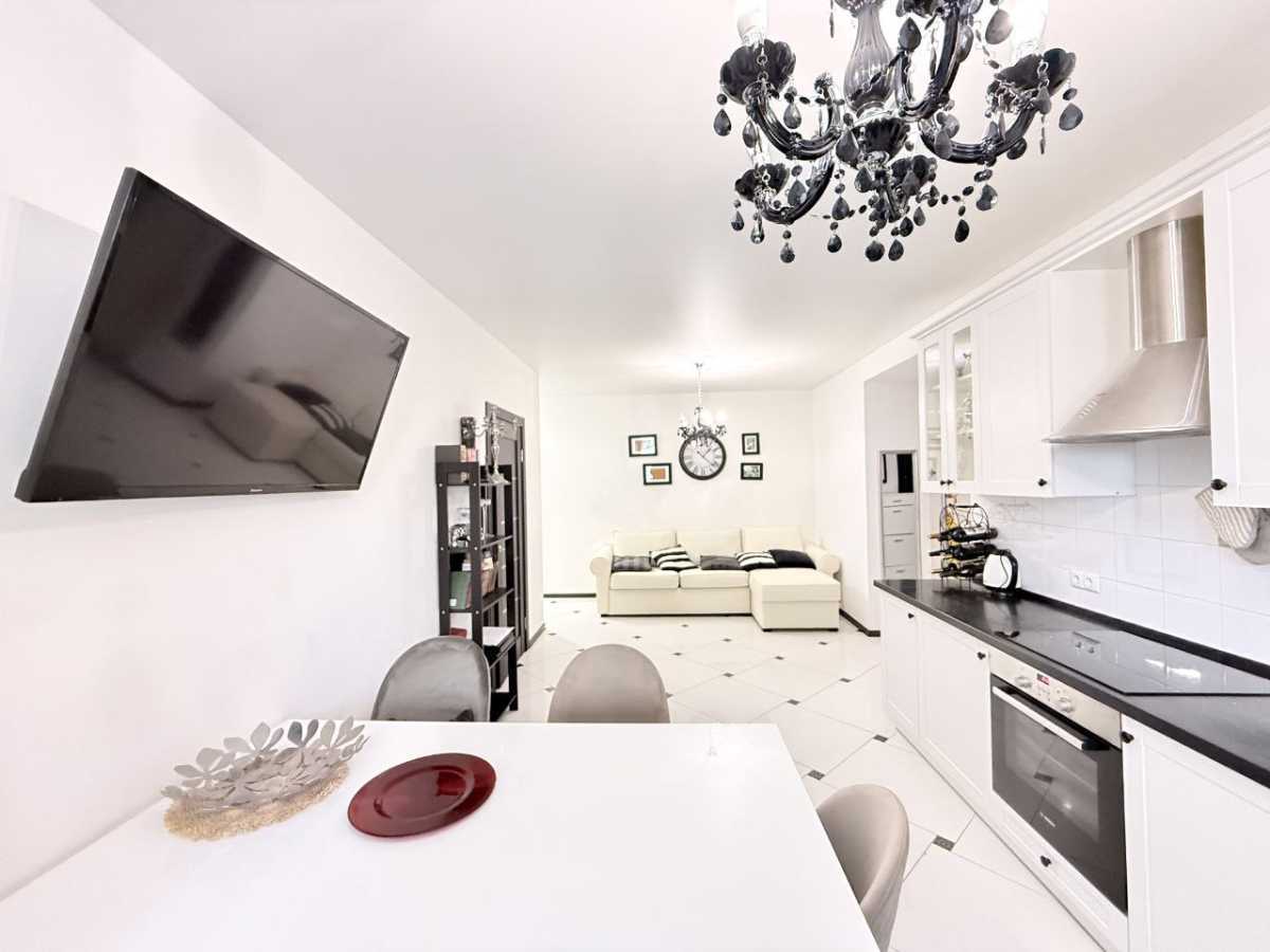 Оренда 2-кімнатної квартири 70 м², Вишняківська вул., 9