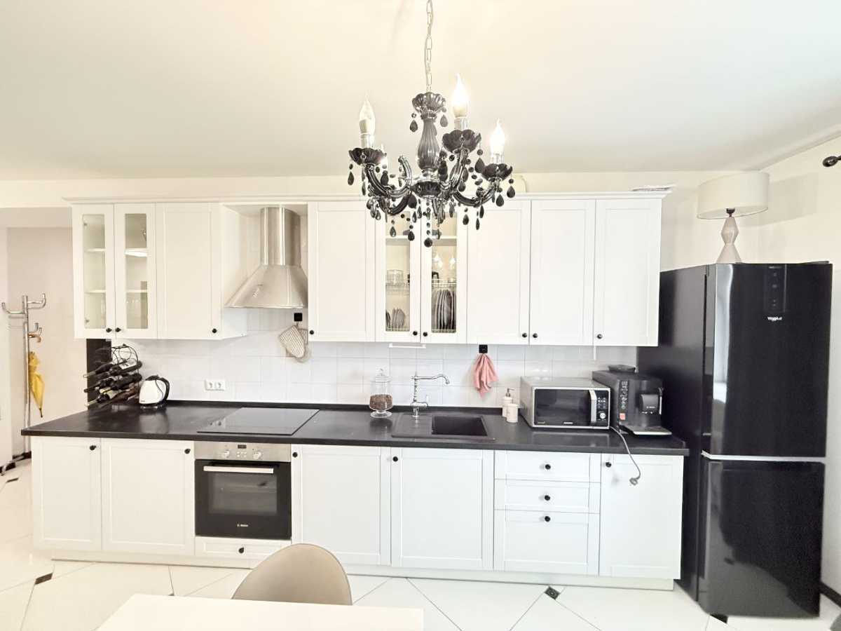 Оренда 2-кімнатної квартири 70 м², Вишняківська вул., 9