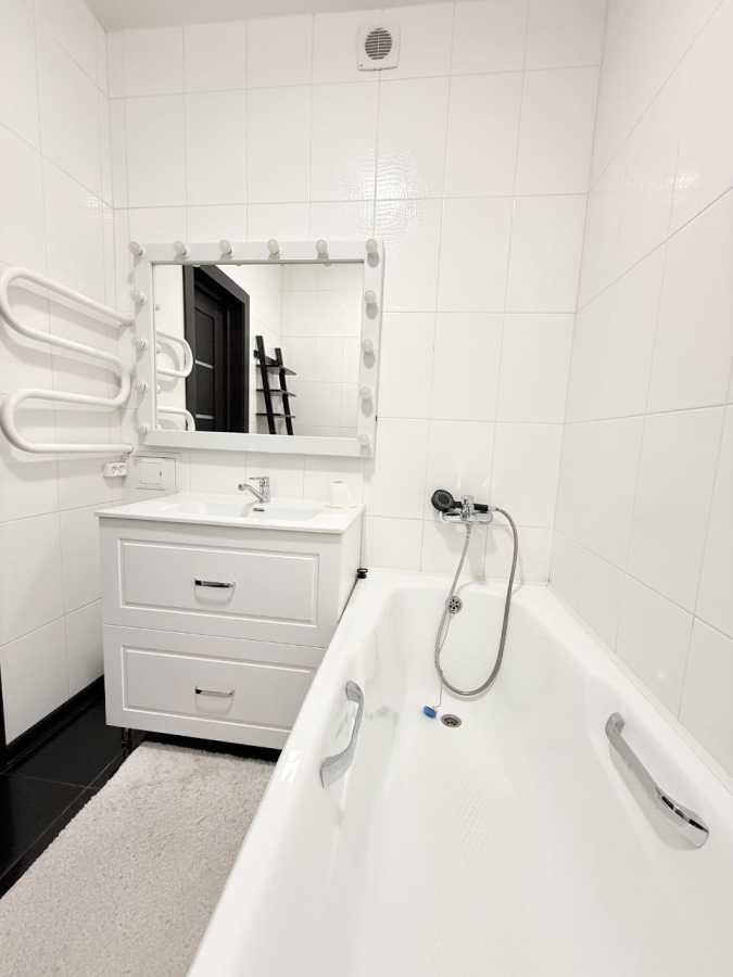 Оренда 2-кімнатної квартири 70 м², Вишняківська вул., 9