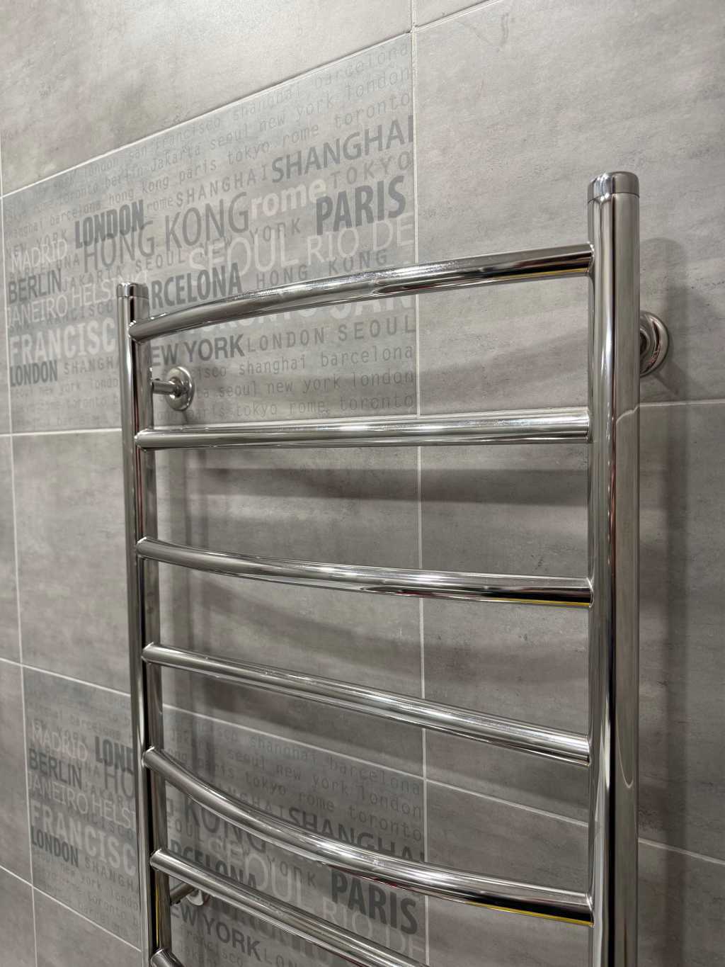 Продажа 3-комнатной квартиры 67 м², Героев просп., 21